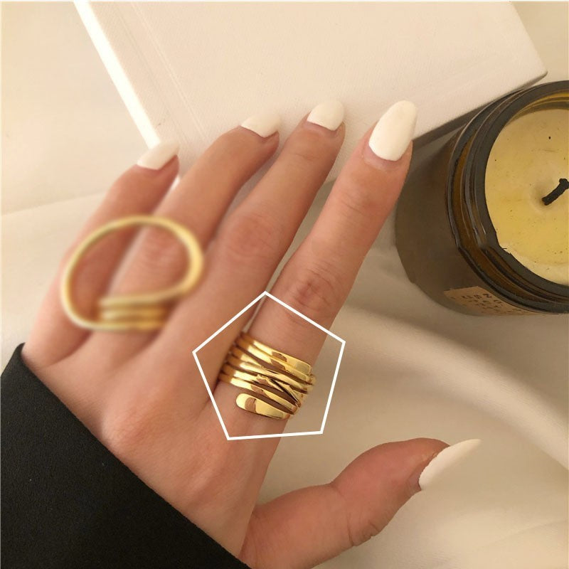 Women's Retro Fashion Chain Glossy Wide Ring