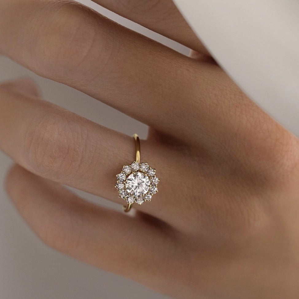 Women's Zircon Ring Alloy Inlaid