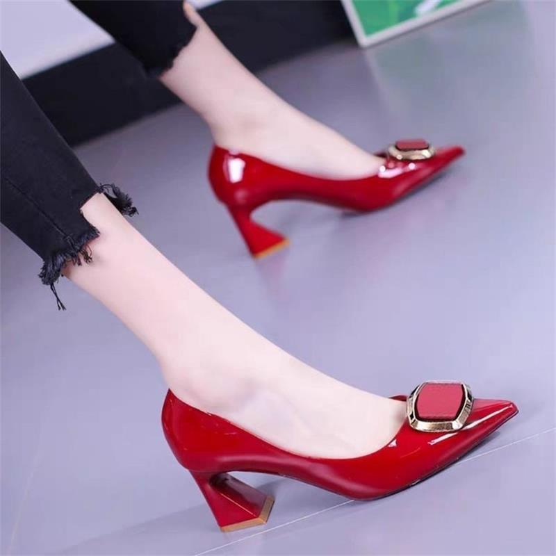 All-match Fashion Patent Leather Women's Shoes Shallow Mouth Pointed Mid Heel Women's Shoes
