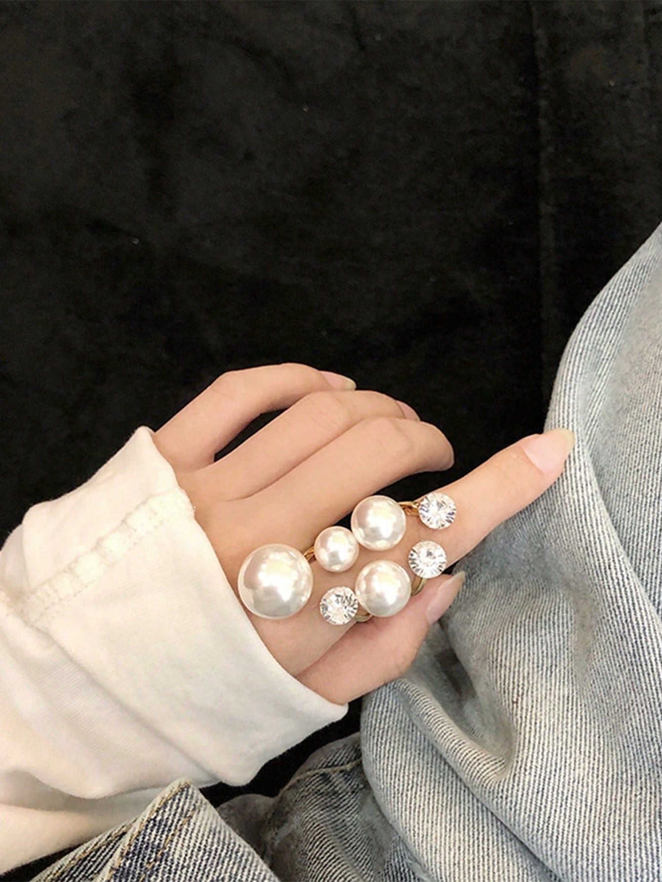 Women's Retro Fashion Chain Glossy Wide Ring