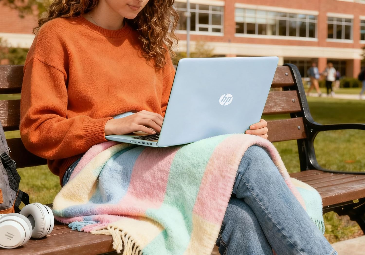 Ultrabook Laptop with Office 365 & Copilot AI • Intel 4-Core CPU • 1.1TB Storage (1TB Onedrive and 128GB SSD) • 8GB RAM • Windows 11 W/O Earbuds