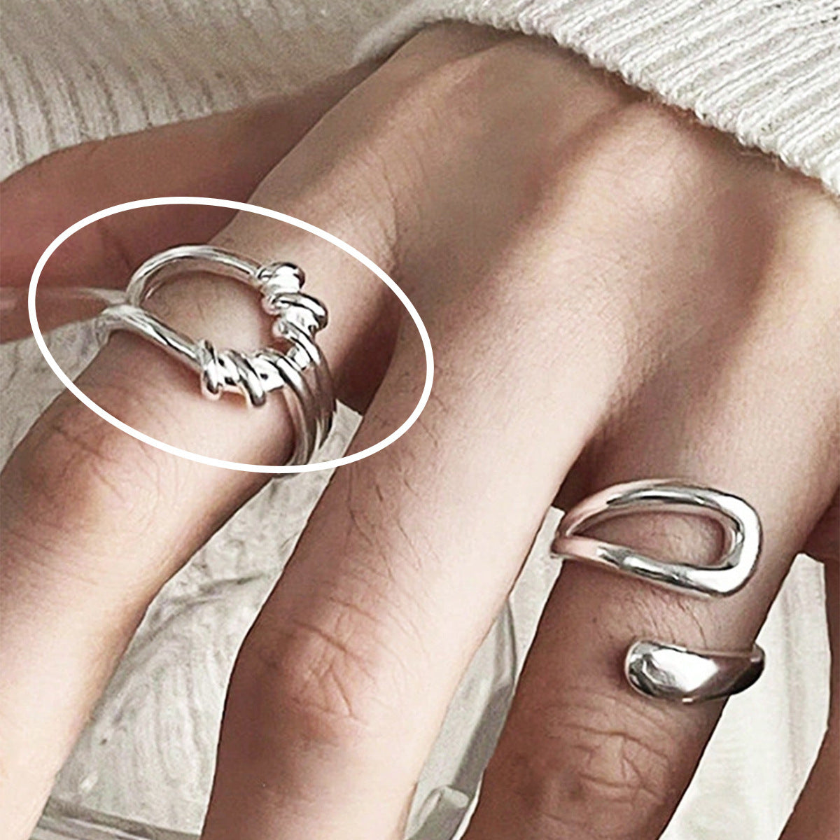 Women's Retro Fashion Chain Glossy Wide Ring