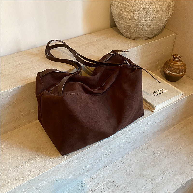 Women's Large Capacity Fashion Suede Pillow Bag