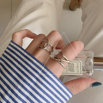 Women's Retro Fashion Chain Glossy Wide Ring