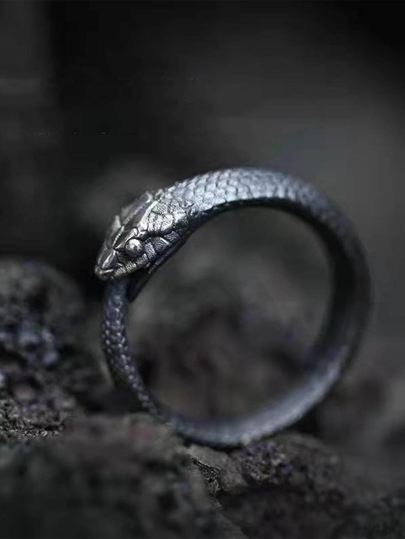 Women's Retro Fashion Chain Glossy Wide Ring