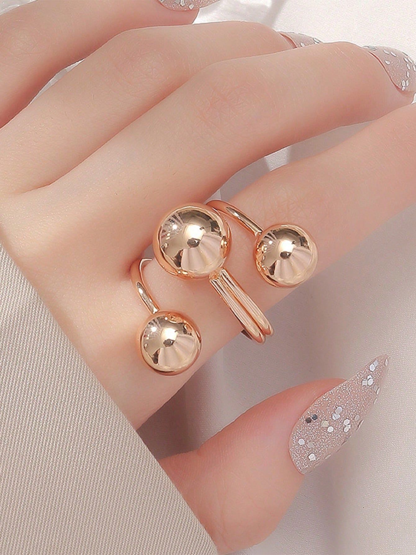 Women's Retro Fashion Chain Glossy Wide Ring